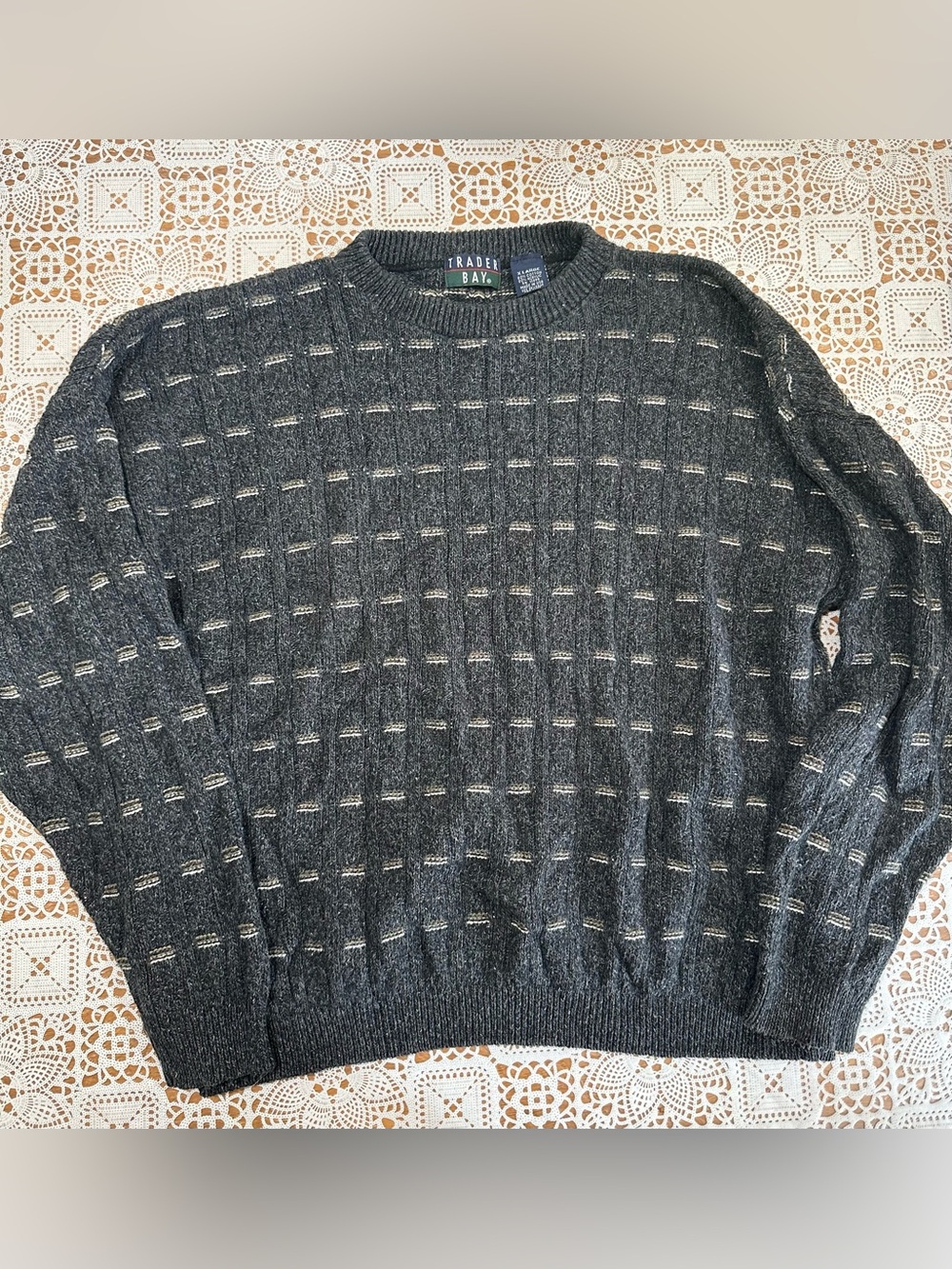 Vintage 90s Trader Bay Men’s XL Made USA Gray Textured Knit Sweater